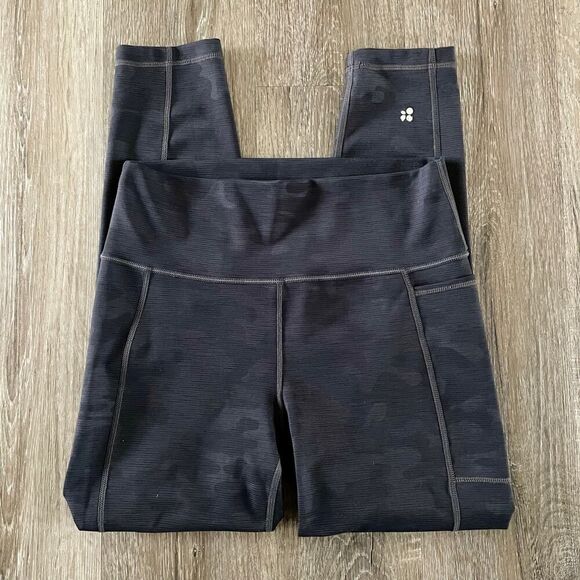 Sweaty Betty Super Sculpt Camo 7/8 Length Legging - Size: Medium - Picture 3 of 6